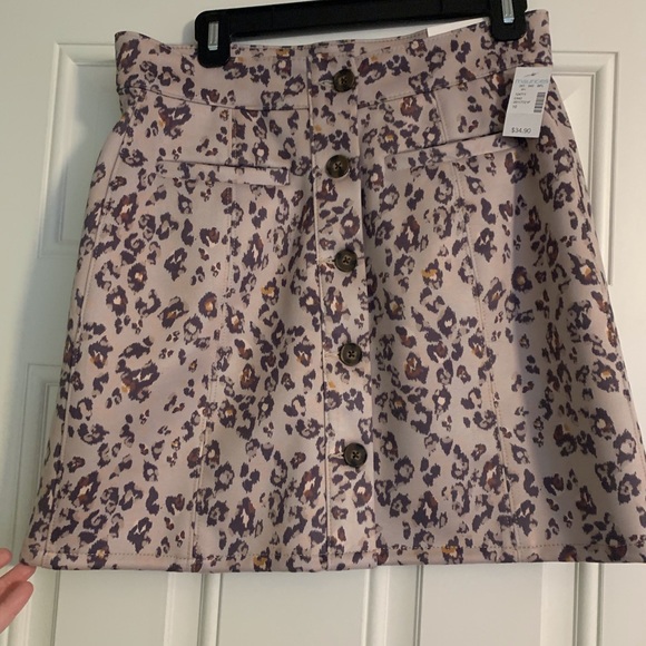 Maurices Dresses & Skirts - NWT Maurices faux suede skirt